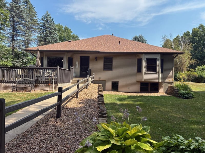 35290 Quincy Dr NE, Cambridge, MN 55008