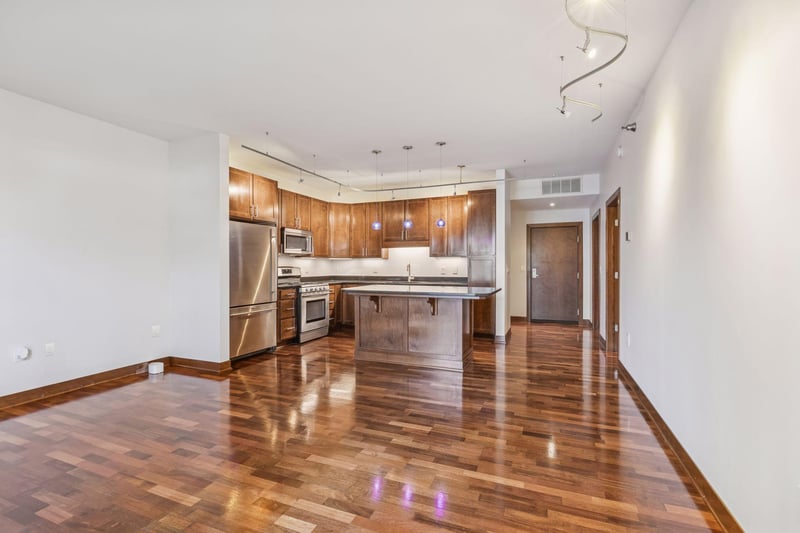 317 Groveland Ave #116, Minneapolis, MN 55403