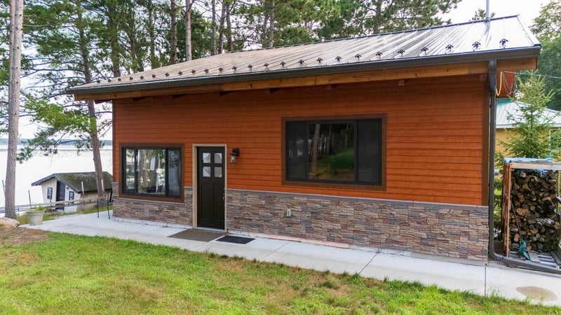33481 S Upper Hay Dr, Pequot Lakes, MN 56472