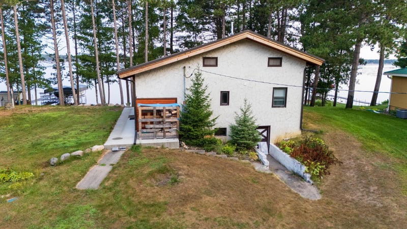 33481 S Upper Hay Dr, Pequot Lakes, MN 56472