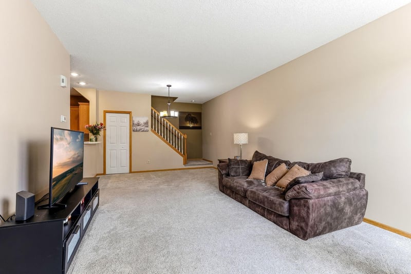 11845 85th Pl N, Maple Grove, MN 55369