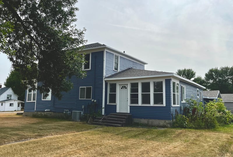 802 Hobart St, Hawley, MN 56549