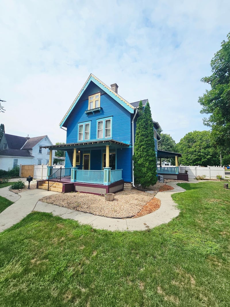 121 N 5th St, Montevideo, MN 56265