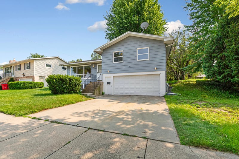 2604 26th St NW, Rochester, MN 55901