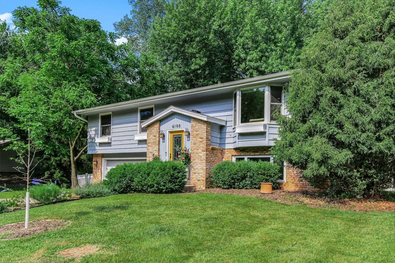 6108 Whited Ave, Minnetonka, MN 55345