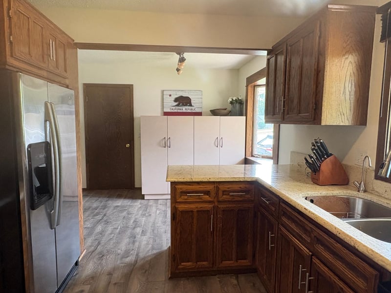 4040 Nathan Ln N, Plymouth, MN 55441