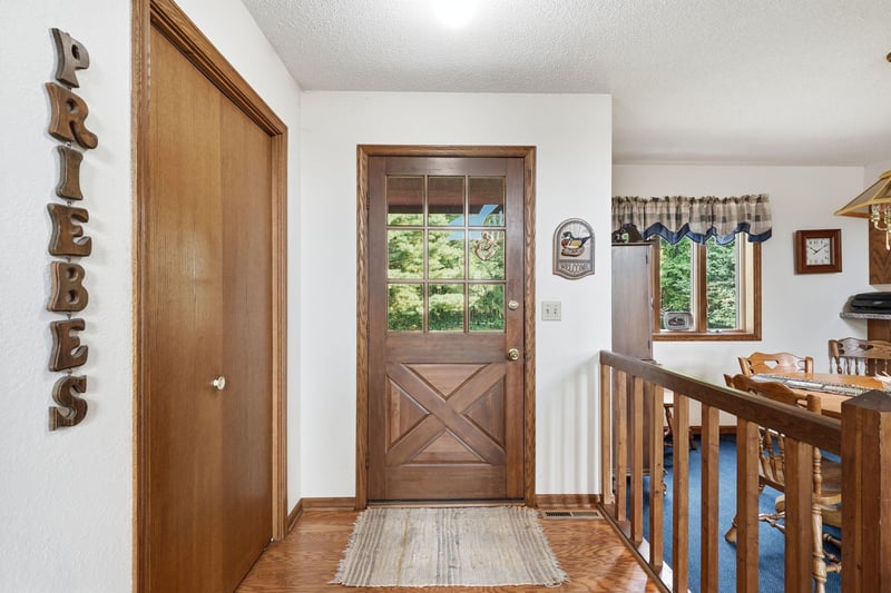 6651 160th Ave, Becker, MN 55308