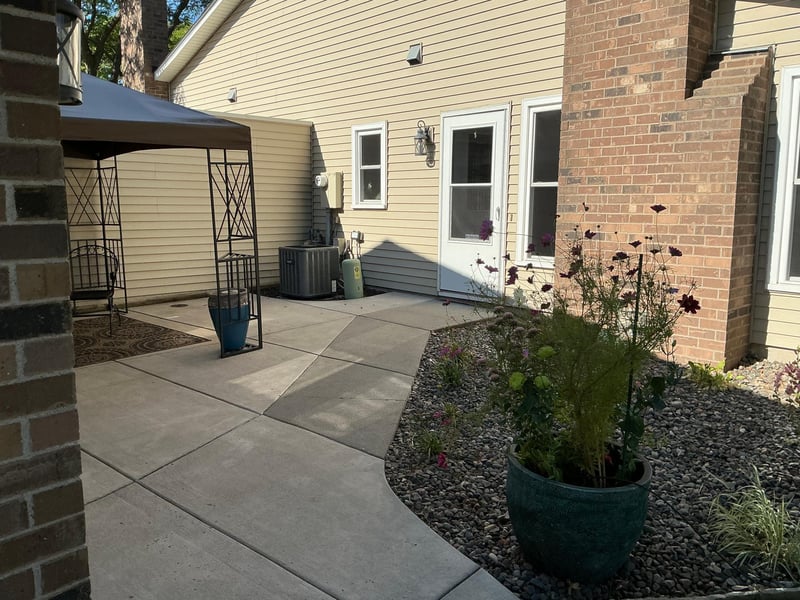 9362 Ranchview Ln N, Maple Grove, MN 55369