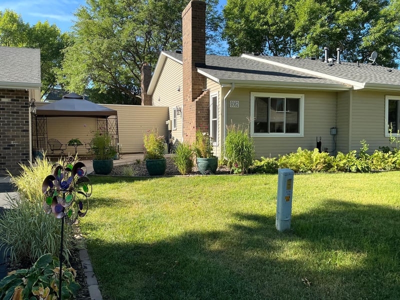 9362 Ranchview Ln N, Maple Grove, MN 55369