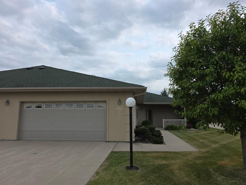 972 33rd St S, Moorhead, MN 56560