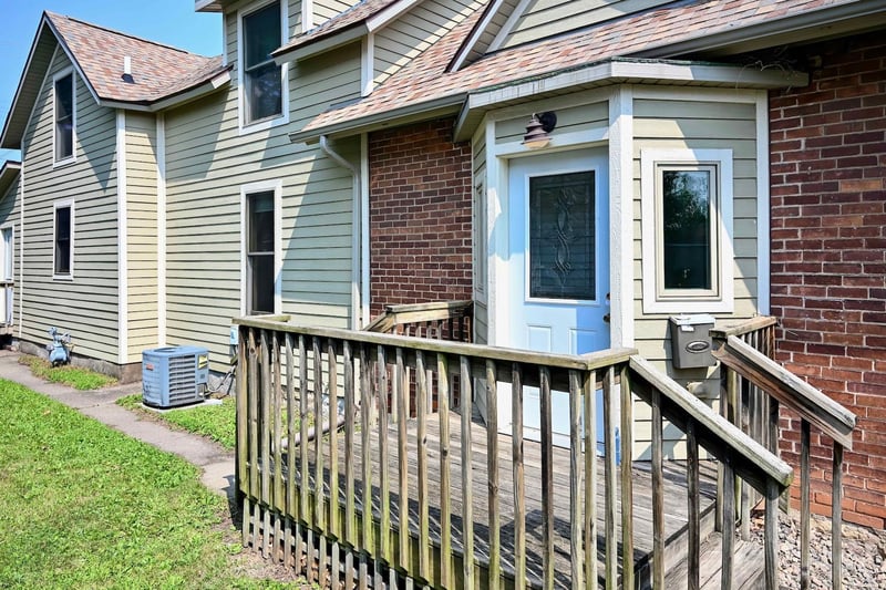 363 Chatfield St, Winona, MN 55987