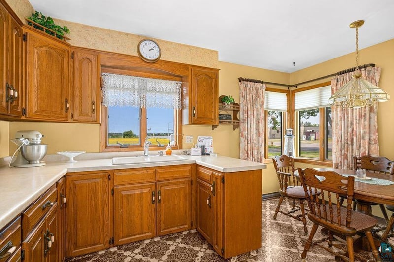 1724 E 3rd St, Superior, WI 54880