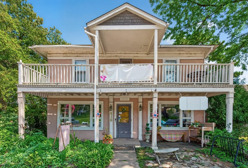 418 Bench St, Taylors Falls, MN 55084