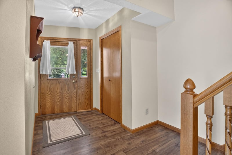 25990 Gates Ave, Faribault, MN 55021