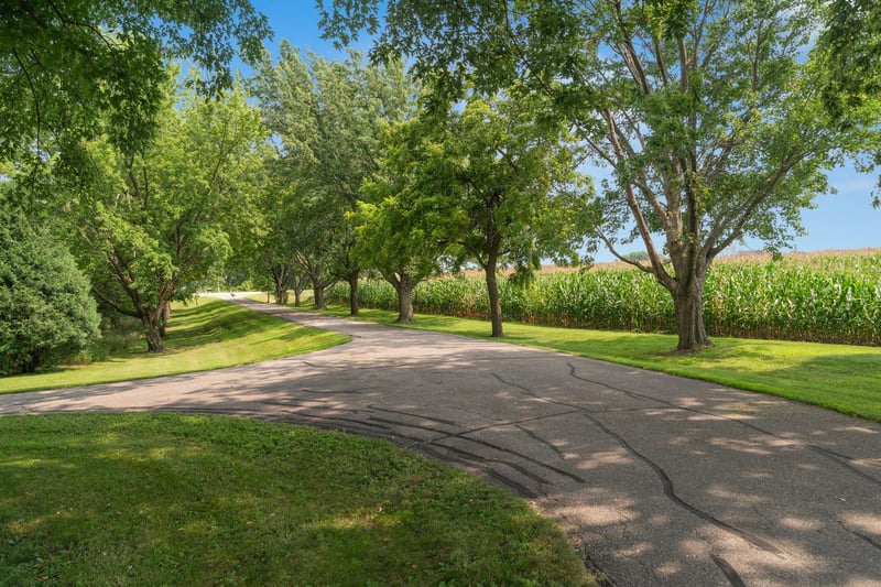 25990 Gates Ave, Faribault, MN 55021