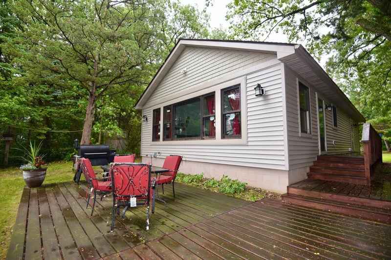 10740 55th St, Clear Lake, MN 55319