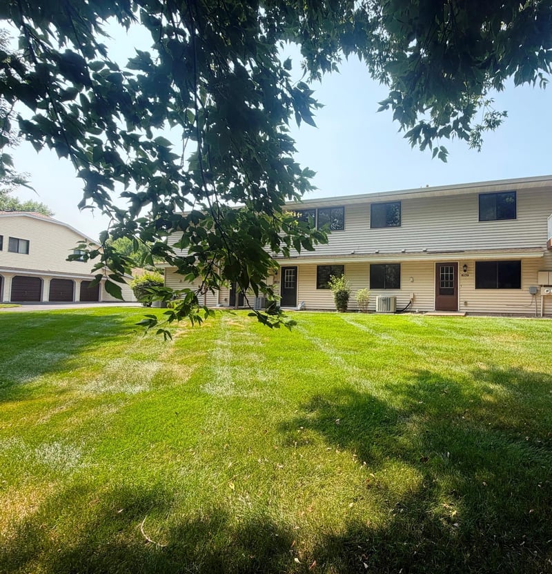 2543 Brookdale Ln, Brooklyn Park, MN 55444