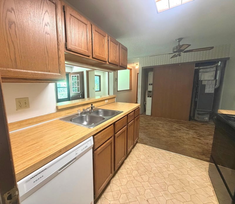 2543 Brookdale Ln, Brooklyn Park, MN 55444