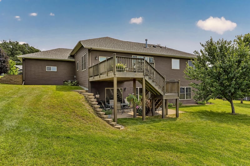 513 Hillside Dr SE, Chatfield, MN 55923