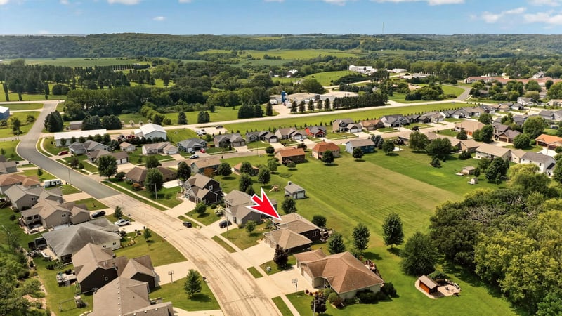 513 Hillside Dr SE, Chatfield, MN 55923