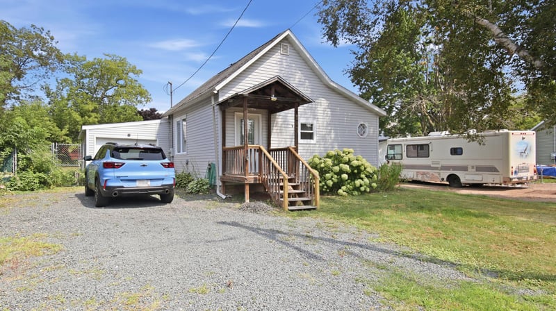 107 Blaine Ave S, Turtle Lake, WI 54889