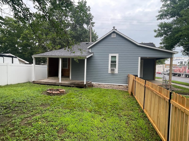 311 Range St, North Mankato, MN 56003