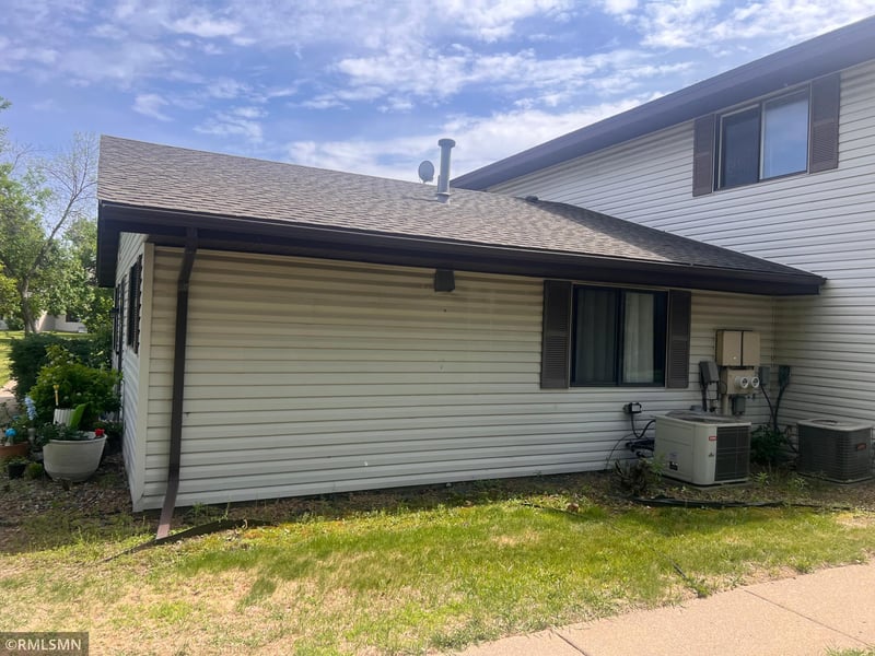 6646 84th Ct, Brooklyn Park, MN 55445
