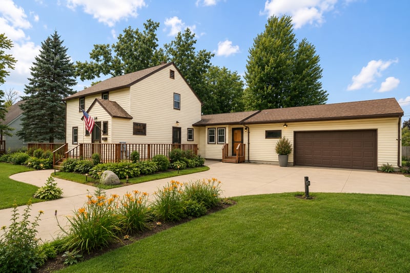 2209 6th St NW, Austin, MN 55912