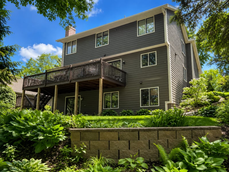 15576 Canyon Rg, Eden Prairie, MN 55347