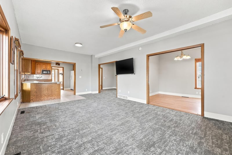 202 1st Ave SW, Dilworth, MN 56529