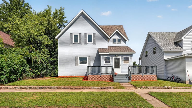 106 Lark St, Sandstone, MN 55072