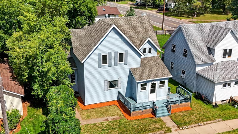 106 Lark St, Sandstone, MN 55072