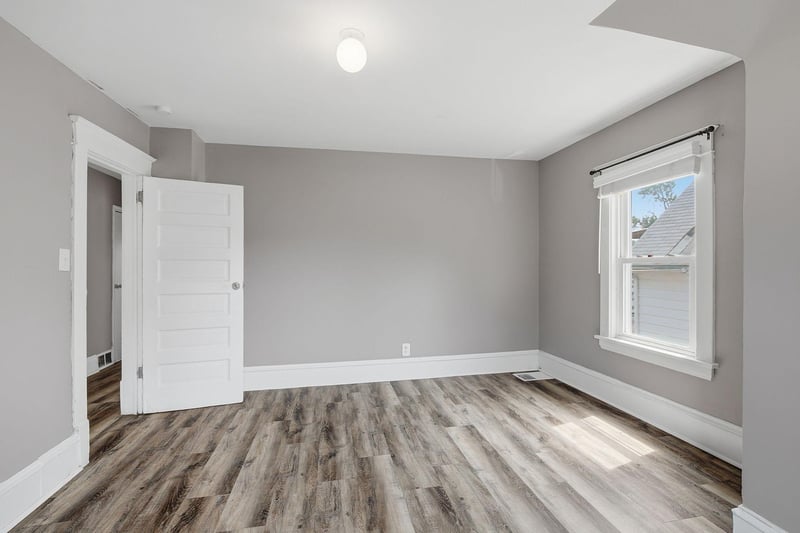 3541 Clinton Ave, Minneapolis, MN 55408