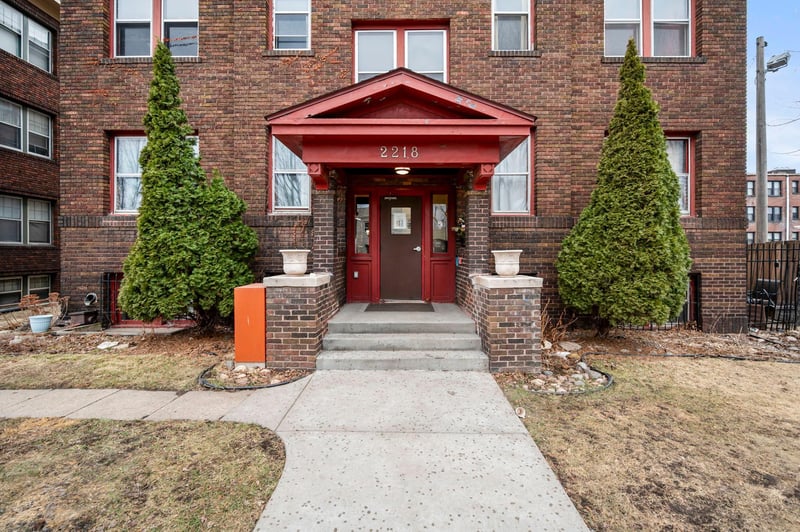 2218 Nicollet Ave #1, Minneapolis, MN 55404