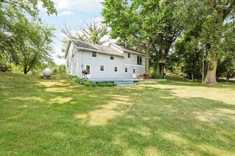 10574 Arnold Cir NW, Monticello, MN 55362