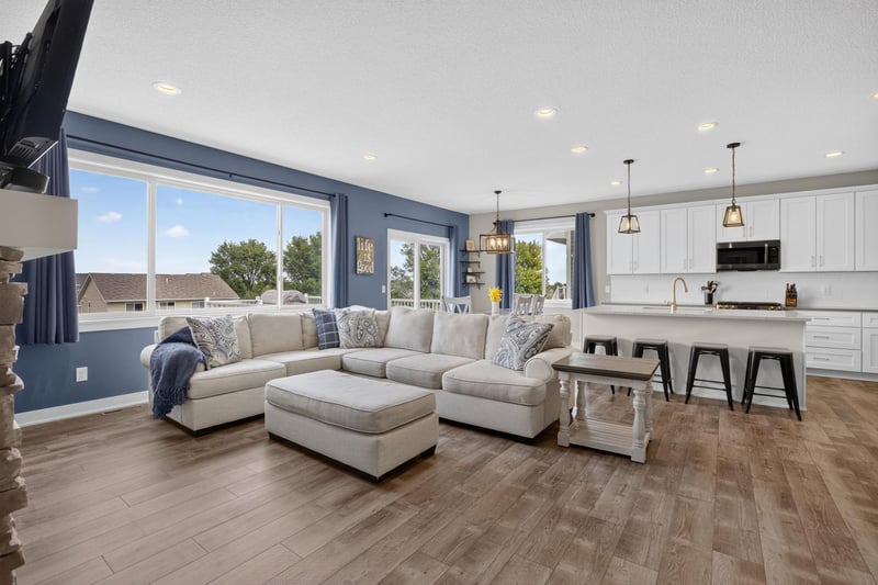 1119 Cubasue Ct, Shakopee, MN 55379