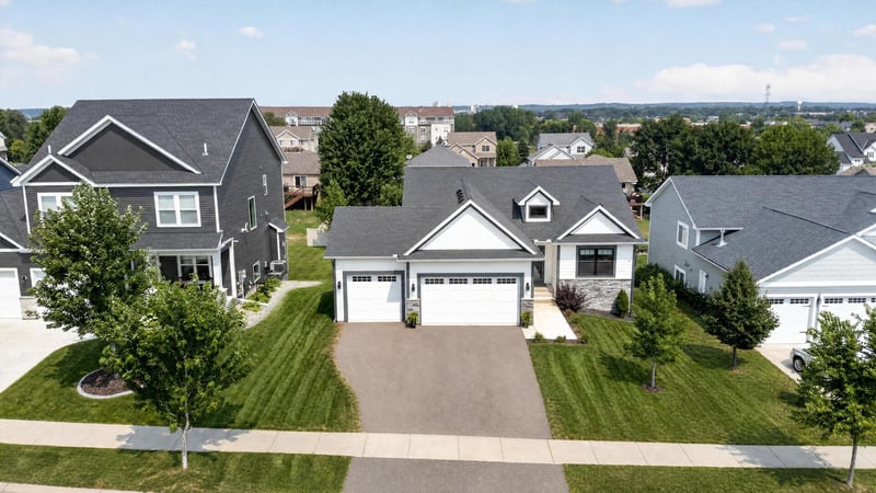 1119 Cubasue Ct, Shakopee, MN 55379