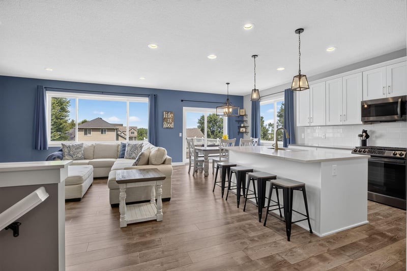 1119 Cubasue Ct, Shakopee, MN 55379