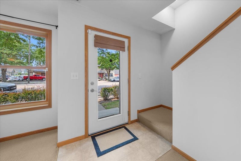640 Dale St N, Saint Paul, MN 55103
