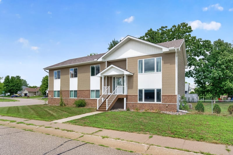 1123 243rd Ln NE, East Bethel, MN 55005