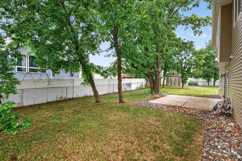 1123 243rd Ln NE, East Bethel, MN 55005
