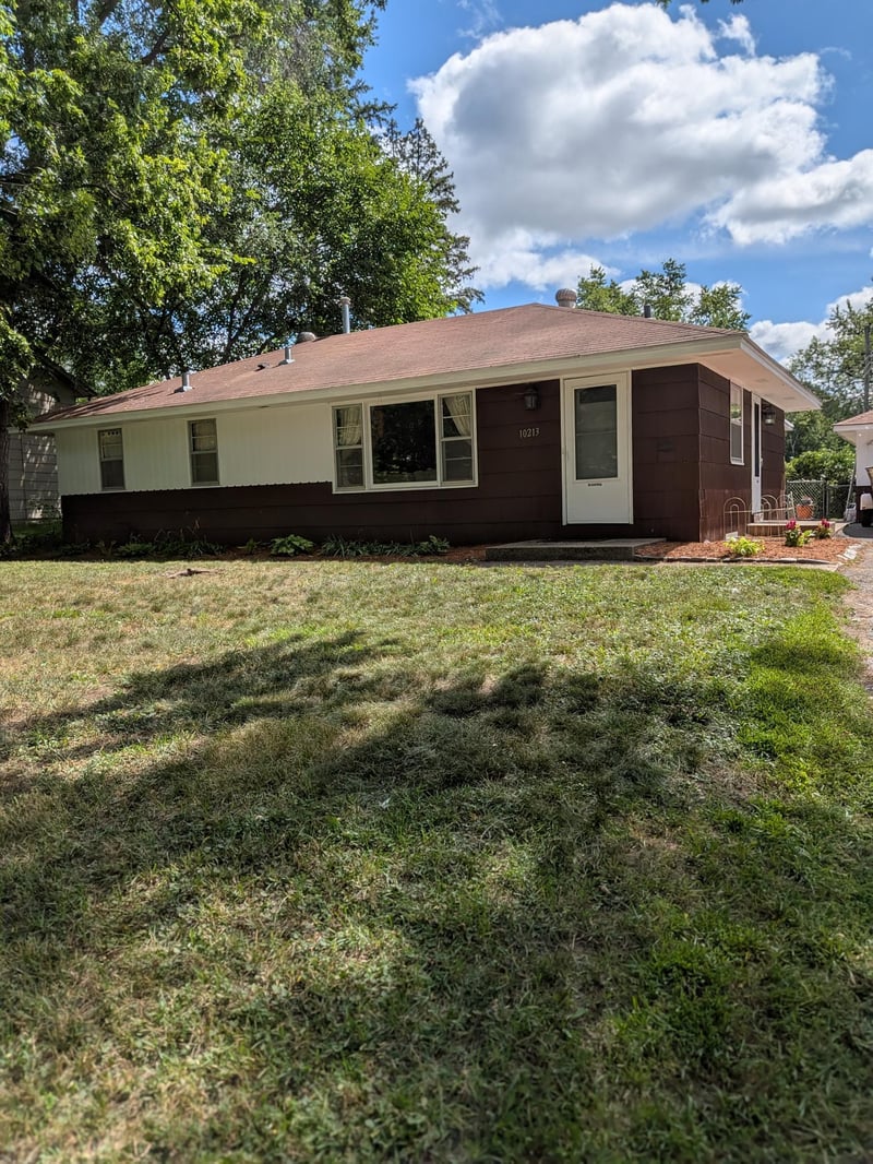 10213 Wentworth Ave S, Bloomington, MN 55420
