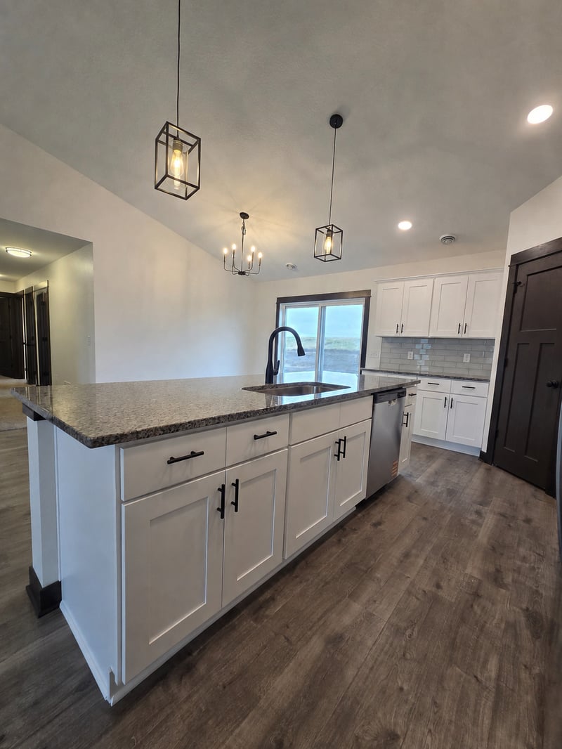 350 Stoneridge Ln NE, Owatonna, MN 55060