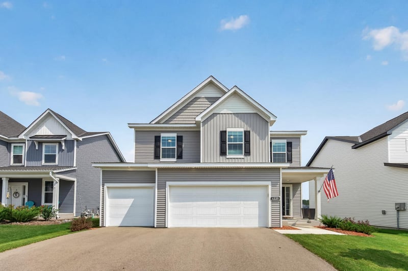 1225 Orchard Ct, Waconia, MN 55387