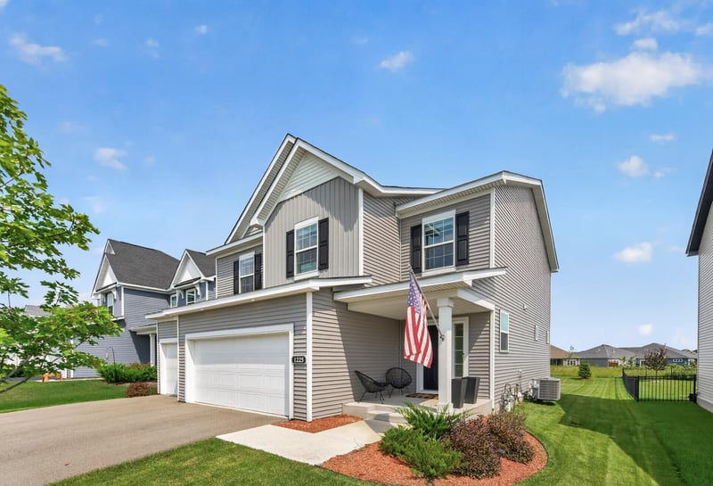 1225 Orchard Ct, Waconia, MN 55387