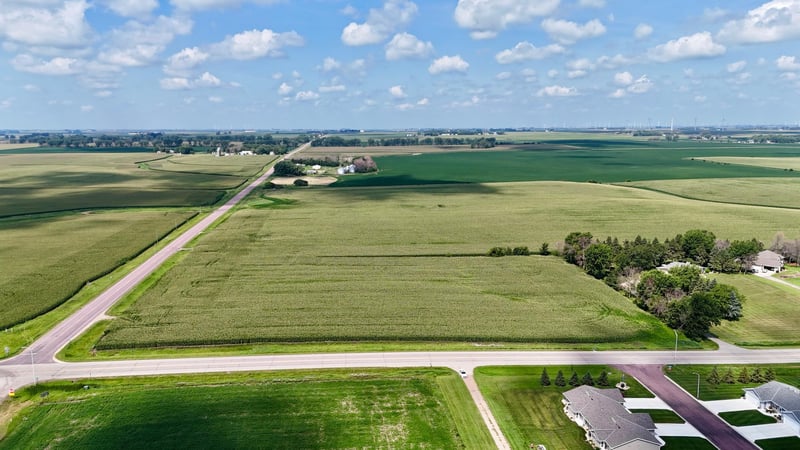 0 S Crailsheim Rd, Worthington, MN 56187