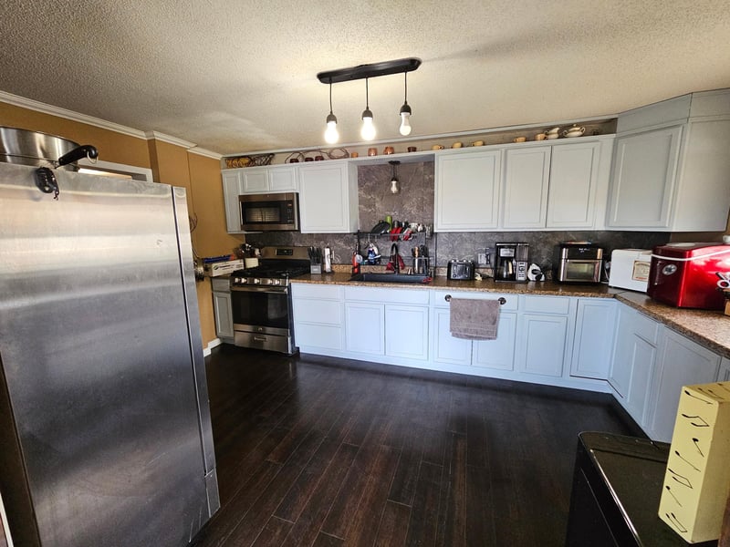 107 2nd Ave E, Lamberton, MN 56152