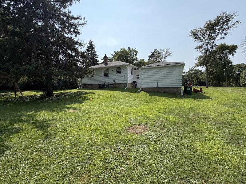 618 N Miller Ave, Litchfield, MN 55355