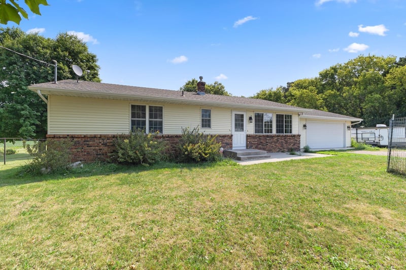 721 Oak Ave S, Maple Lake, MN 55358