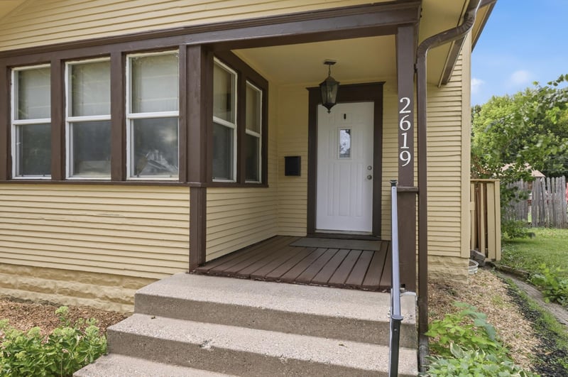 2619 James Ave N, Minneapolis, MN 55411